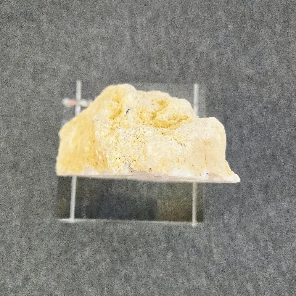 Clear Quartz Crystal Geode Mineral Specimen Display Piece on Cube Base READ